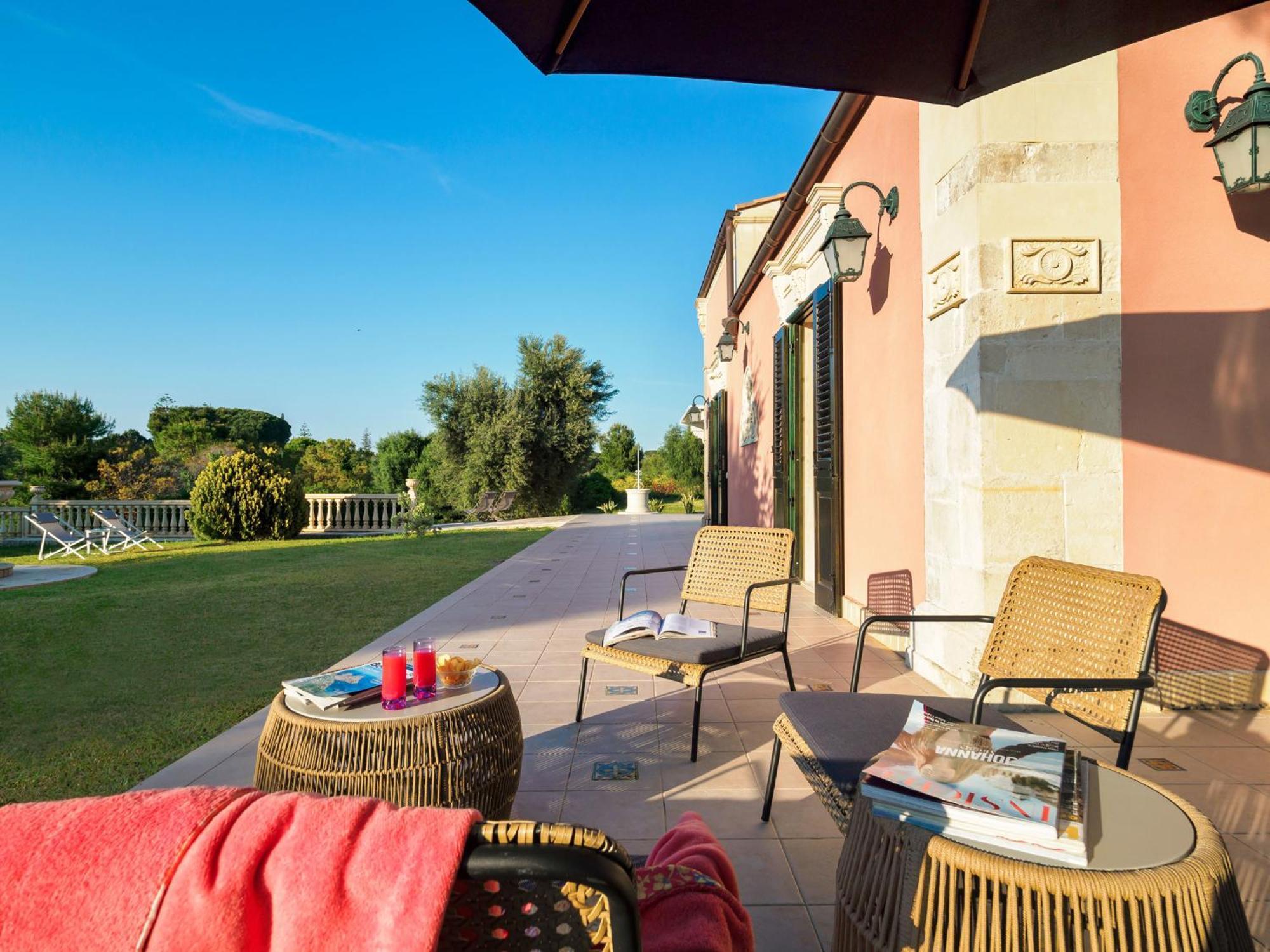 Villa Gira Sole Fontane Bianche Exterior foto